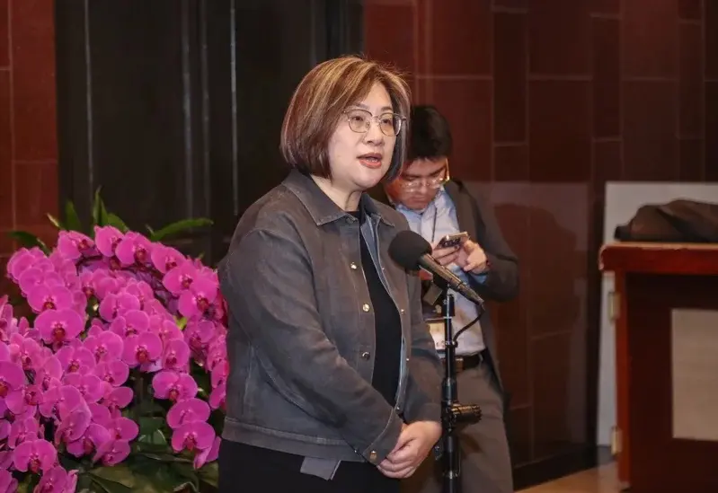 177001099181953 P34347430