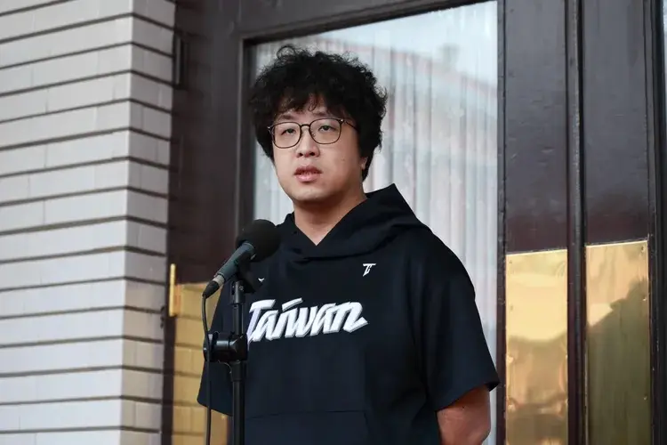 7980296aacb206b2e9e0299e1247a7f3 750