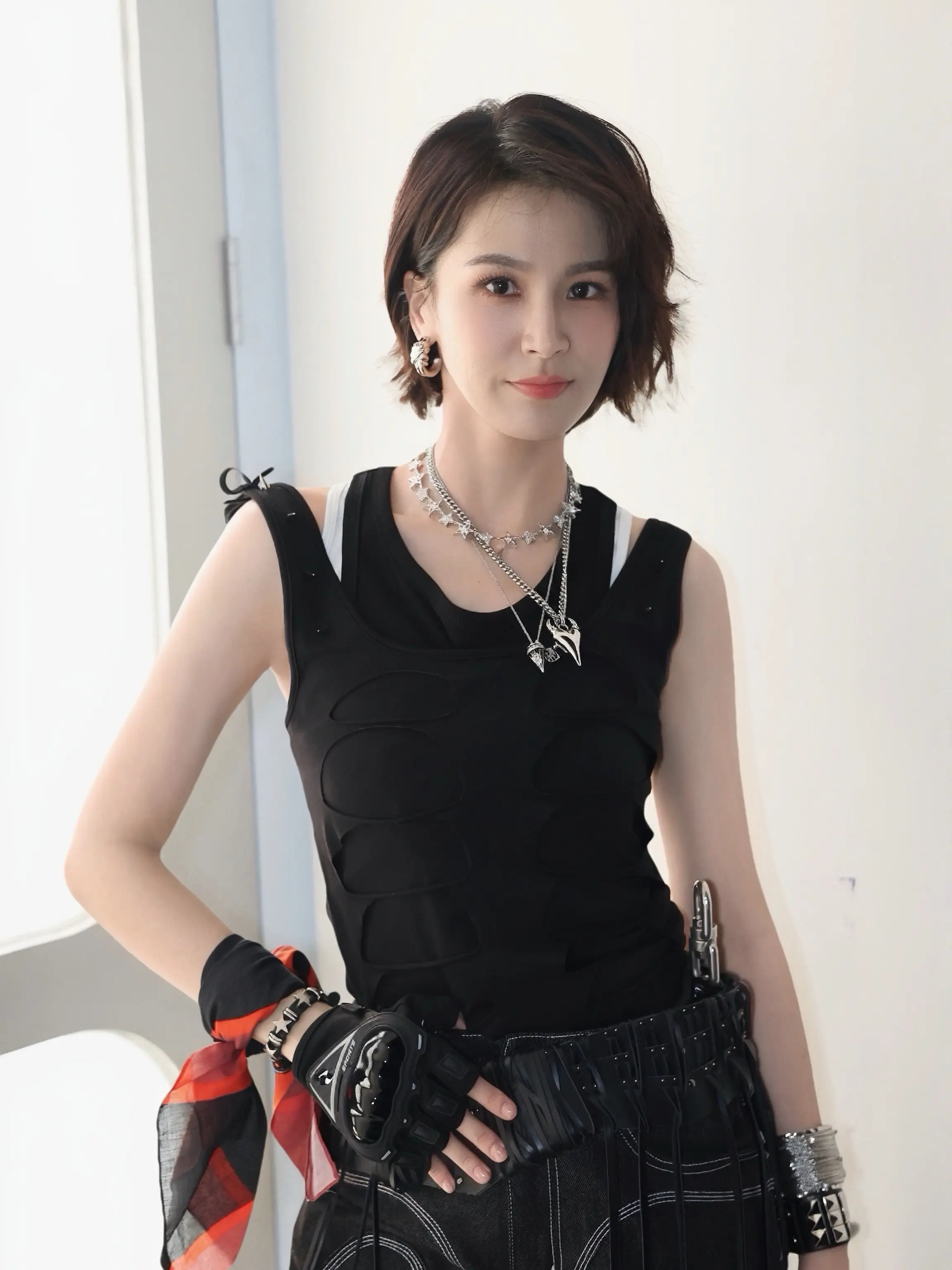 673867676 18586369237037608 2211217131182008432 N